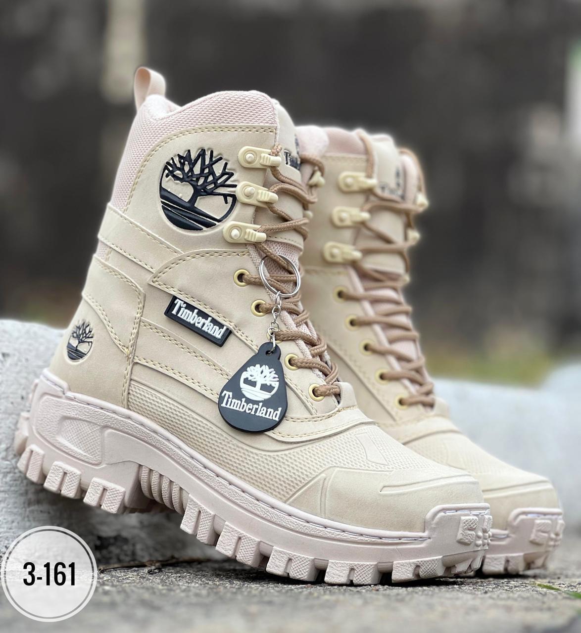 BOTA T1MBERLAND REF 02 LLAVERO COLOR BEIGE