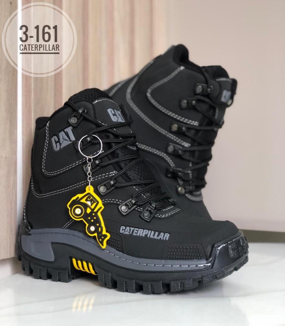 BOTA CATERPILLAR REF 03 LLAVERO COLOR NEGRO X GRIS