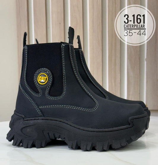 BOTA TIPO MEDIA CATERPILLAR REF 04 COLOR NEGRO